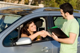 De examinator heeft met veel aspecten te maken in de dagelijkse praktijk.©godfer - Fotolia